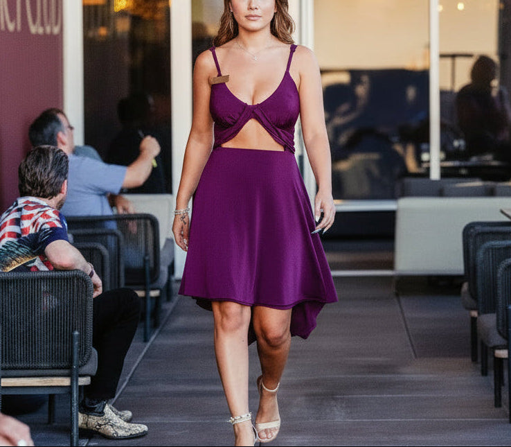 Luxury restaurant hostess uniform custom designed to align with hospitality brand standards and dining environments
Hostess attire developed for operational efficiency, uniform room management, and consistent brand presentation