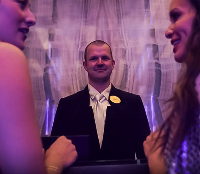 Luxury restaurant front of house uniform custom designed to align with hospitality brand standards and dining environments
Restaurant staff attire developed for operational efficiency, uniform management, and consistent brand presentation