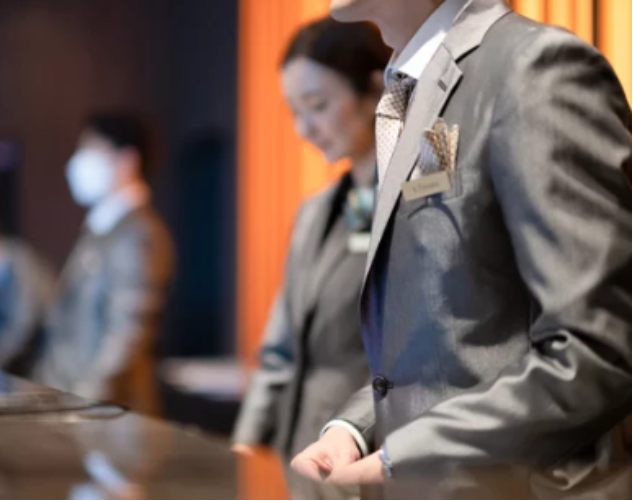 Luxury casino front desk uniform custom designed to align with casino brand standards and hospitality environments
Casino front desk attire developed for operational efficiency, uniform room management, and consistent brand presentation